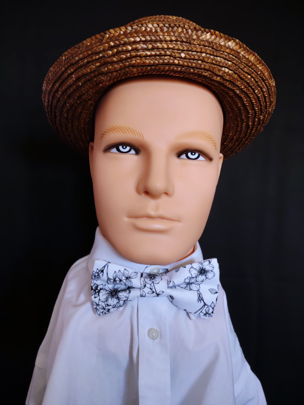 Bowtie 1002