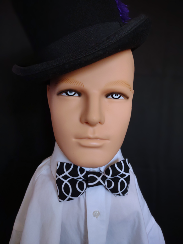 Bowtie 1004